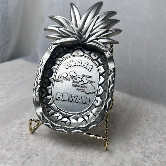 Pineapple Shape Silver Metal Aloha Ashtray w/ State of Hawaii Engraving - Picture 12 of 15